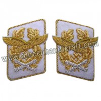 Collar Tabs